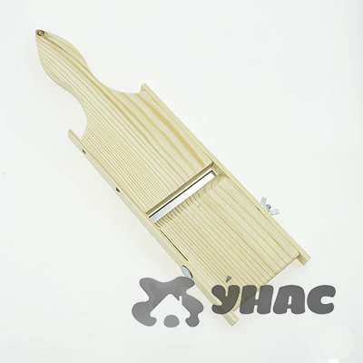 Шинковка для овощей узкая (дерево) 1031