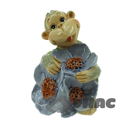 Копилка 5185-3А полистоун Обезьянка 10см с цветком х48