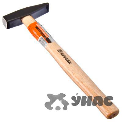 Молоток ЕРМАК 200 гр деревянная ручка 662-404