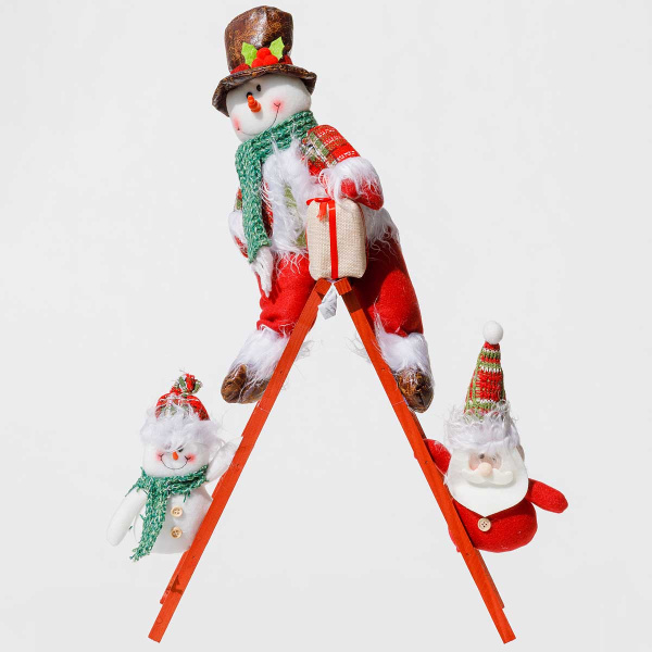 Фигура новогодняя AKK007B Снеговик на лесенке 70см