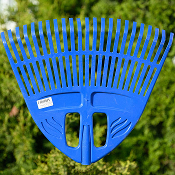 Грабли веерные пластиковые 23 зуба ЦВЕТНЫЕ