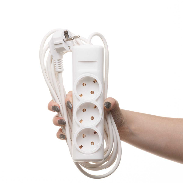 Удлинитель ПРЕМИУМ 3 гнезда 5 метров ПВС 3*0,75 с заземлением х25