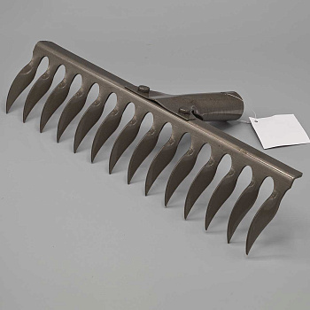 Грабли витые 14 зубьев (131060-14) 33см h-7см (рельсовая сталь) САДОВИТА (24)