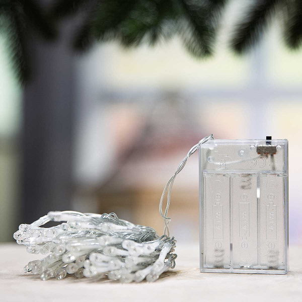 Гирлянда LED LLN-05 50ламп ЦВЕТНАЯ прозрачный провод 5м НА БАТАРЕЙКАХ (в комплект не входит)