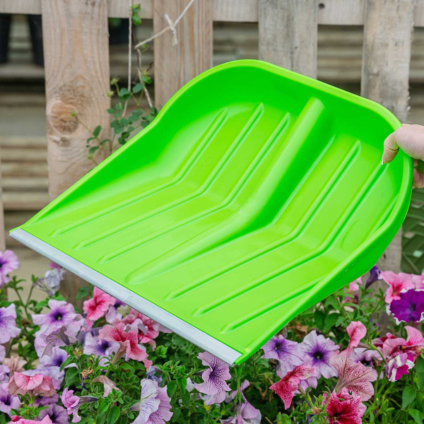 Лопата снеговая Батыр 480х400 д40 цветная