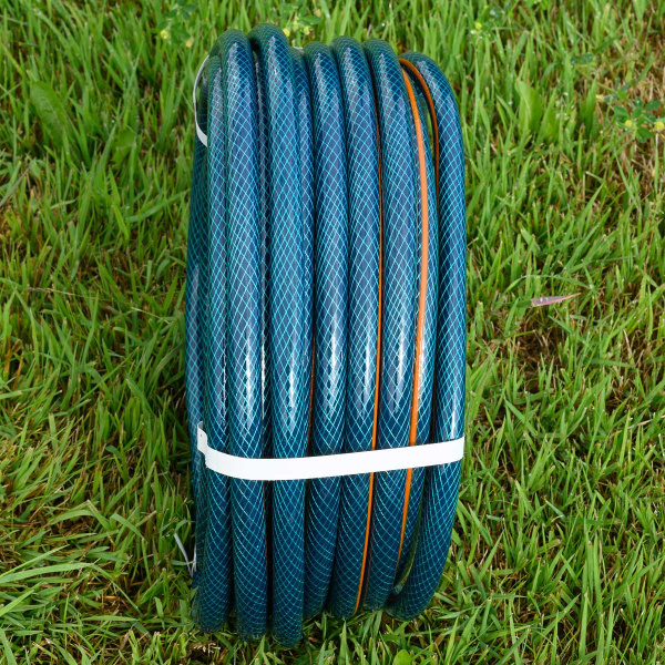 Шланг "Метеор" армированный ПВХ d12х20м  х90