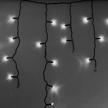 Гирлянда для наружного применения дождь BBTF-3-2 96 ламп 3 м*50 см белый
