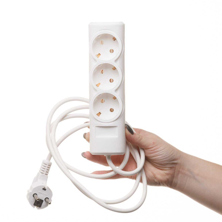 Удлинитель Премиум 3 гнезда 1,5м ПВС 3*0,75 с заземлением х30