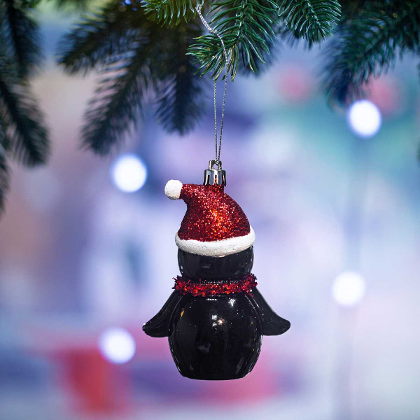 Шар SFOP22028-A 1шт 8см Пингвин черный с красным колпаком (288)