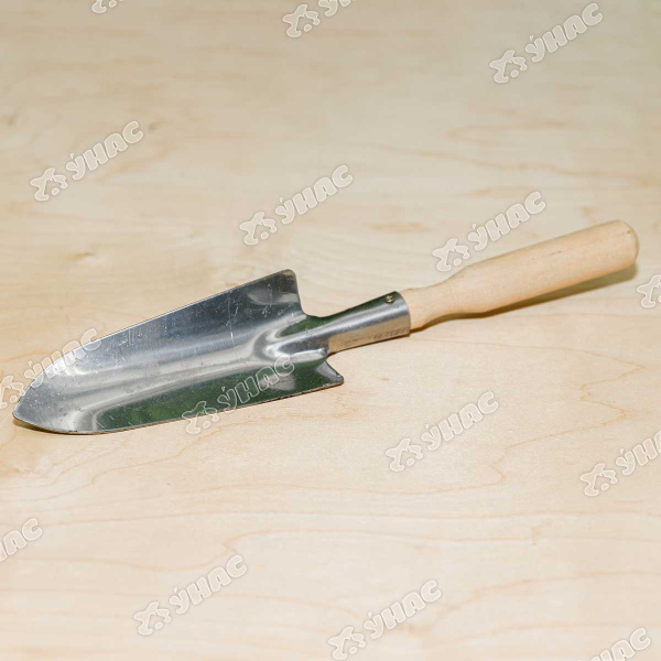 Совок посадочный малый (НЕРЖАВЕЮЩИЙ 0,8 мм) деревянная ручка