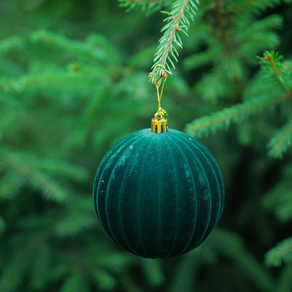Набор елочных украшений 10RDC4/H82-8 10 см 4 шт Шары БАРХАТ изумрудный