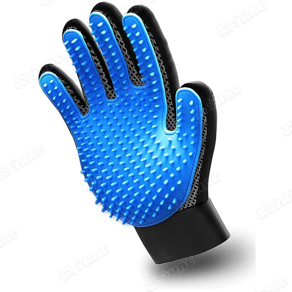 Перчатка-щетка для вычесывания шерсти животных NA1857