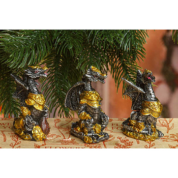 Сувенир 22070 Дракон-воин черный с золотом 8см (Цена за 12шт) (48)