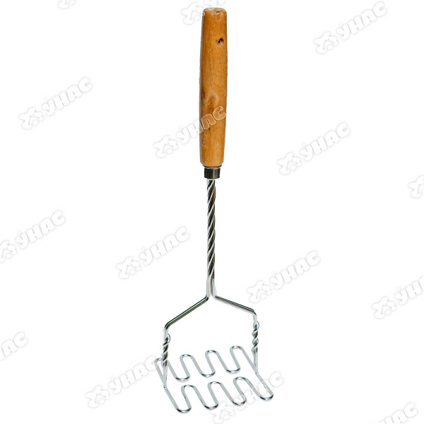 Картофелемялка с деревянной ручкой h38 см NA240